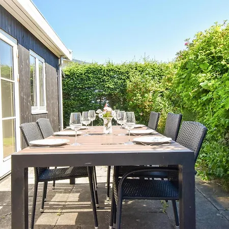 Two-bedroom In Holiday home *